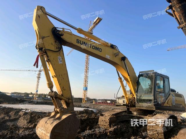 住友SH240-6挖掘机
