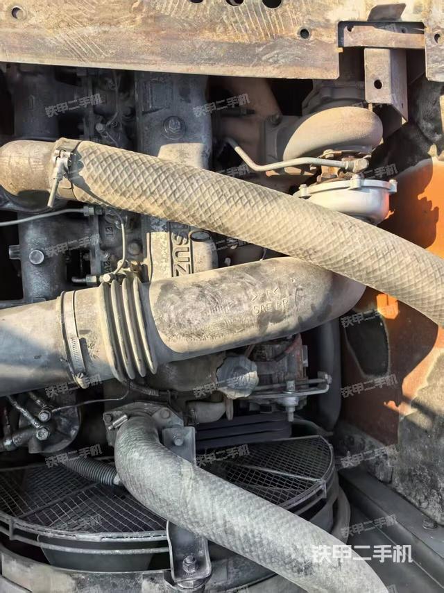 发动机整体俯视（整机外观）