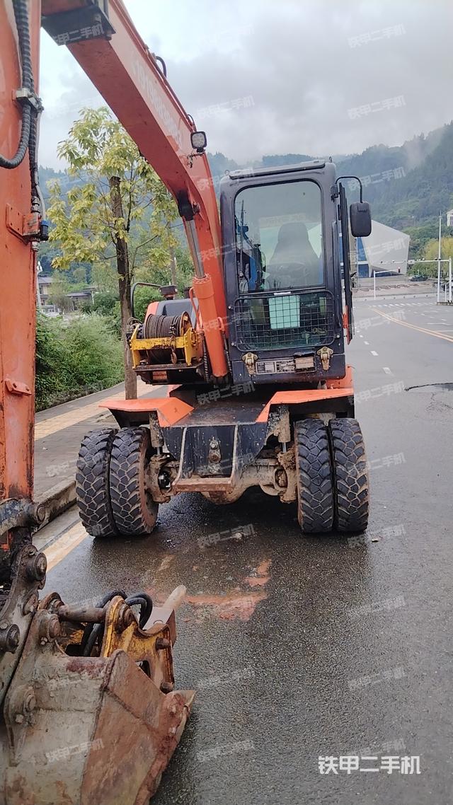 单侧履带整体（整机外观）