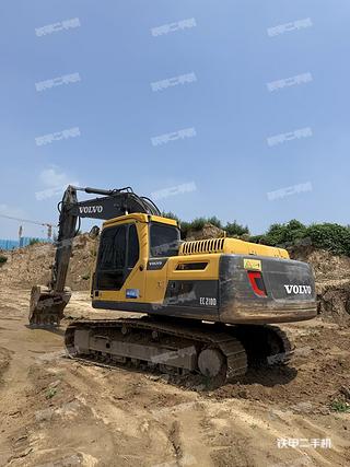沃尔沃EC210BLC挖掘机