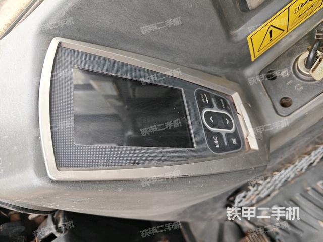 显示屏 （驾驶室部分）