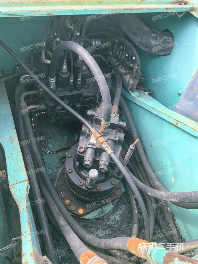 回轉(zhuǎn)馬達(dá)（上車(chē)部件）