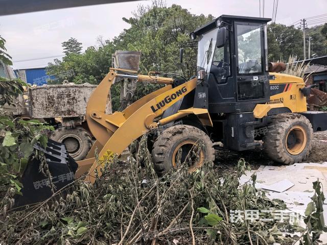 柳工CLG820C裝載機(jī)