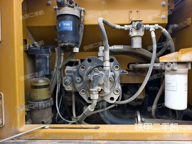 液压泵室（大件舱室）