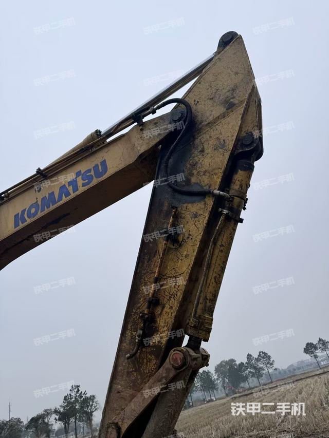 小臂整體左后（工作和回轉(zhuǎn)裝置）