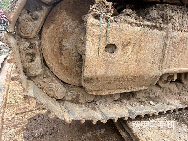 左側(cè)履帶整體?（行走機構(gòu)）