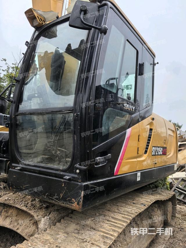 驾驶室整体（整机外观）