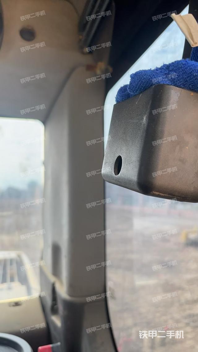 后窗玻璃角標(biāo)（駕駛室部分）