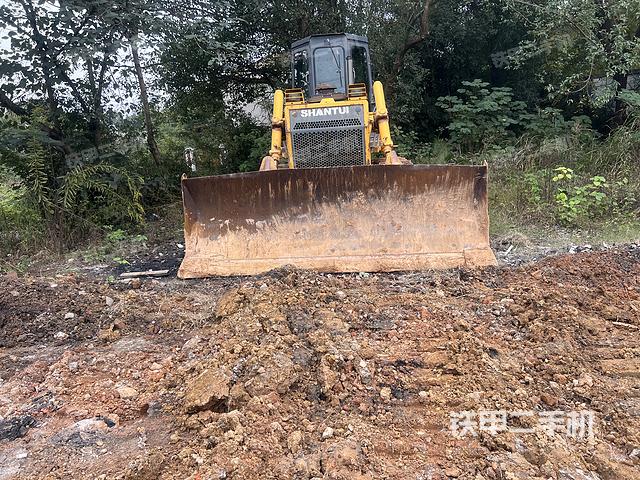 山推SD16标准型推土机