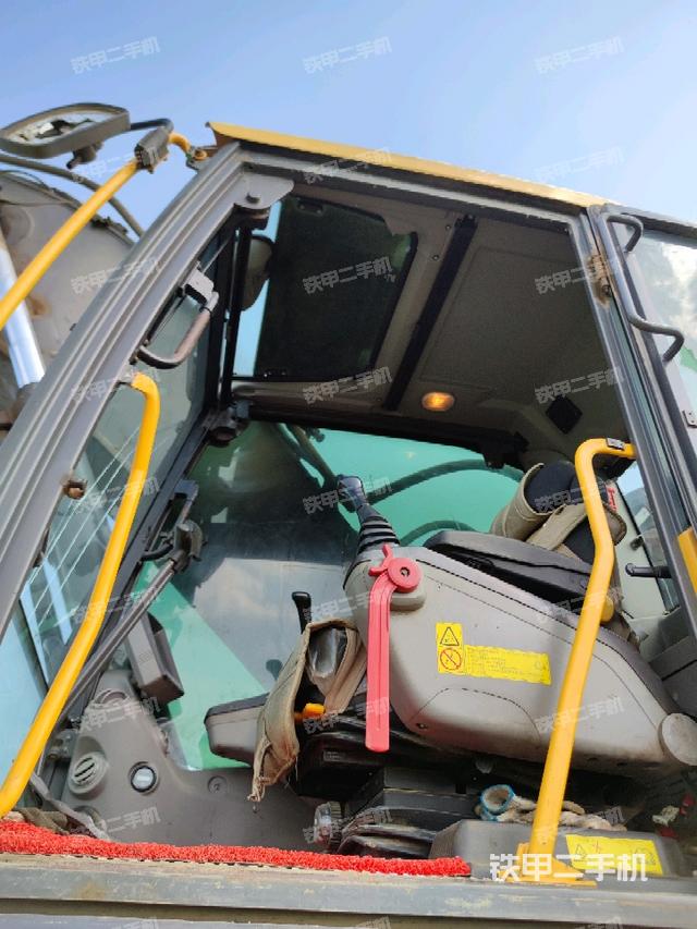 頂棚整體（駕駛室部分）