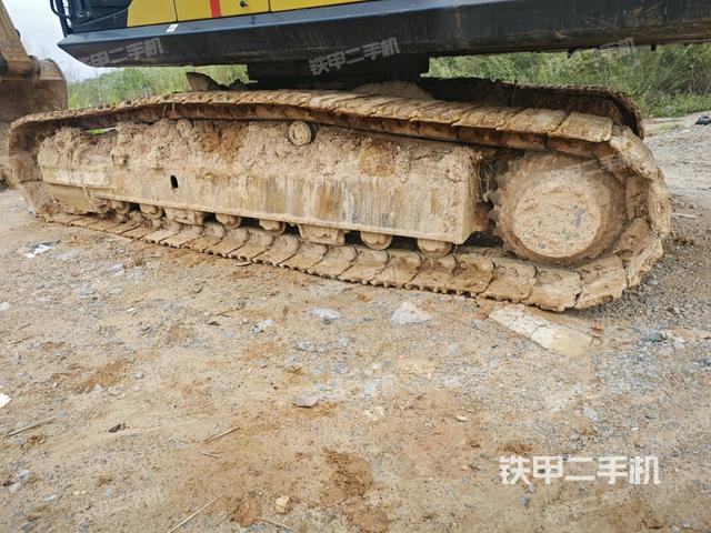 单侧履带整体（整机外观）