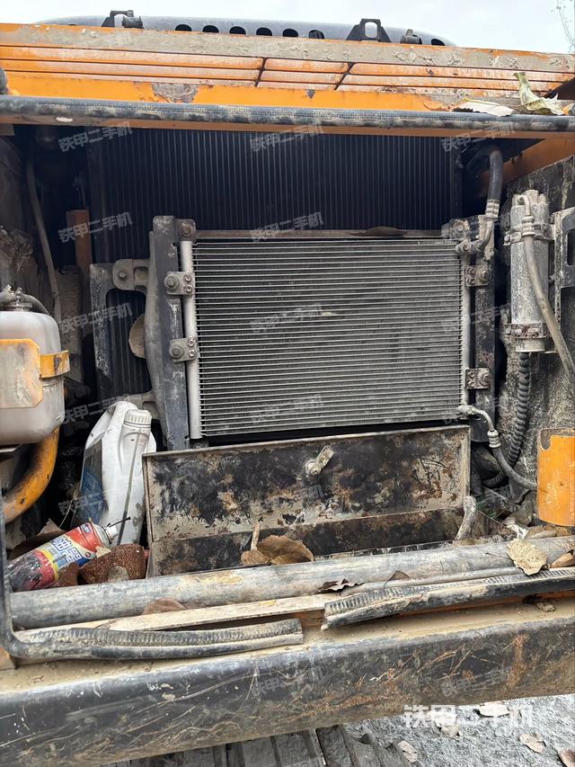 散熱器正面（大件艙室）