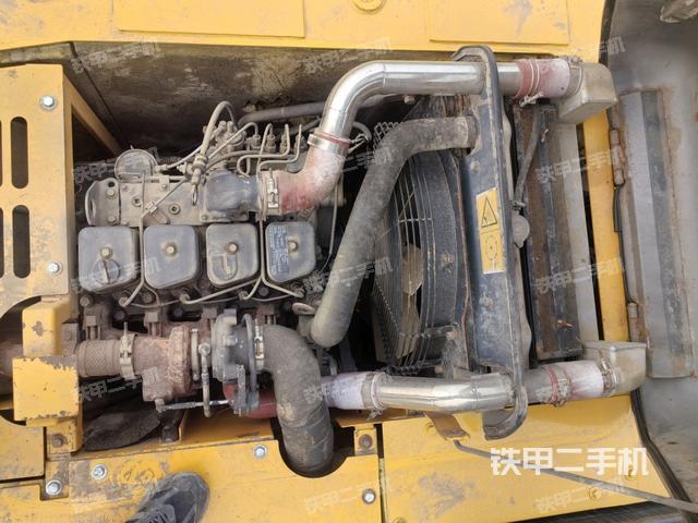 發(fā)動機(jī)整體俯視（整機(jī)外觀）