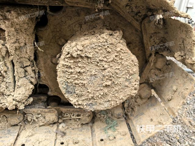 左側(cè)行走馬達(dá)蓋板（行走機(jī)構(gòu)）