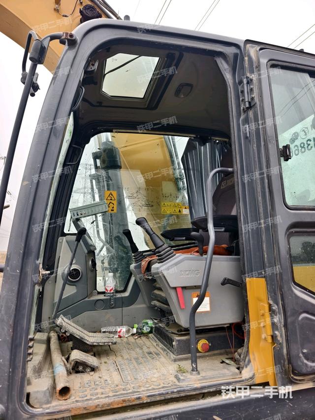 顶棚整体（驾驶室部分）