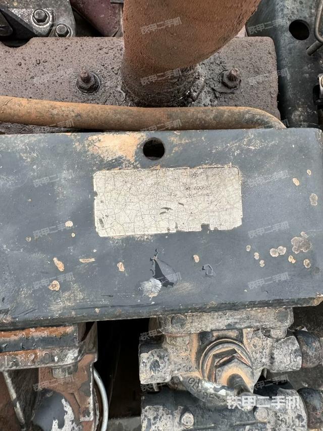 氣門室蓋螺絲特寫（上車部件）