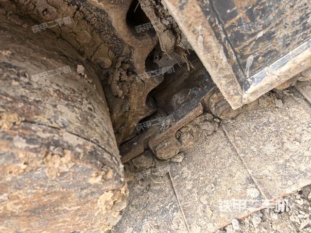 左側行走馬達蓋板（行走機構）