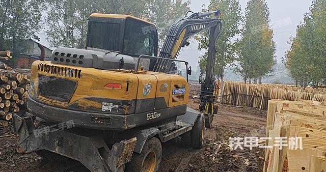 整机右后45°（整机外观）