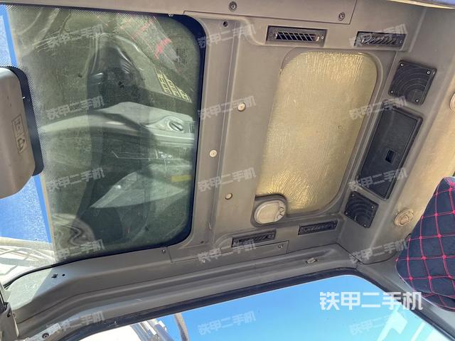 驾驶室顶部（整机外观）