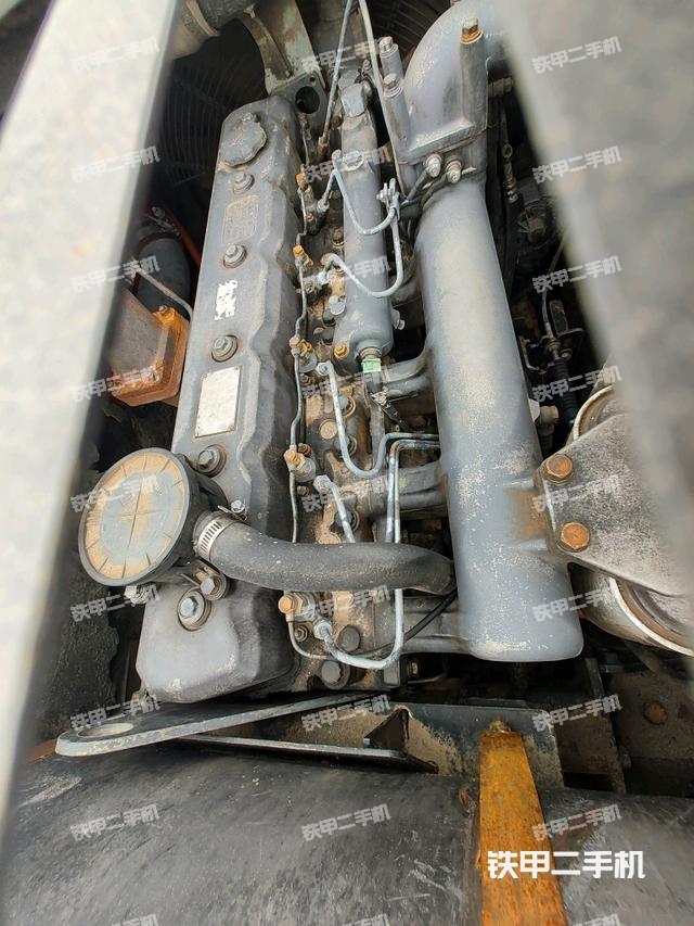 发动机整体俯视（整机外观）