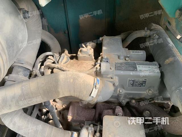 发动机整体俯视（整机外观）