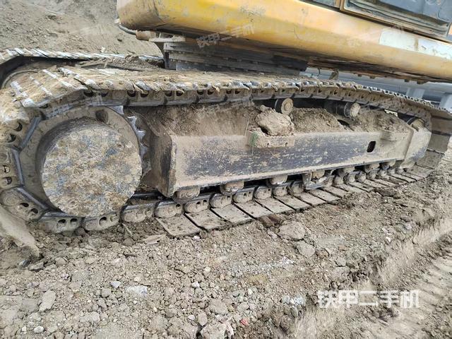 单侧履带整体（整机外观）