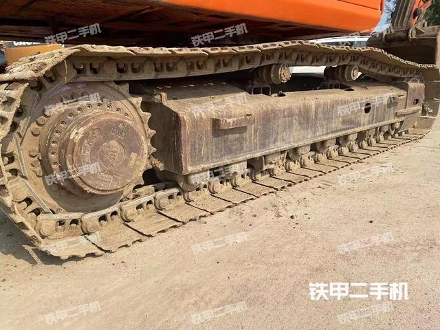 单侧履带整体（整机外观）