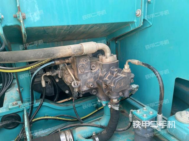 液壓泵室（大件艙室）