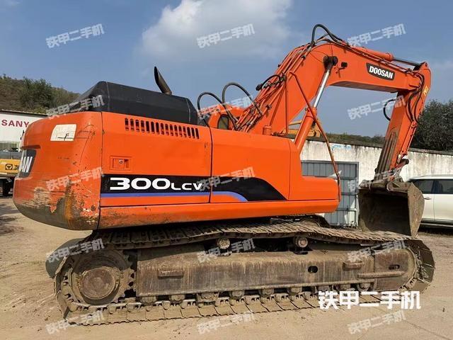 整机右后45°（整机外观）