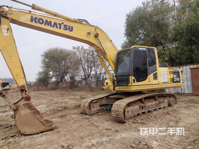 小松PC200-8M0挖掘機