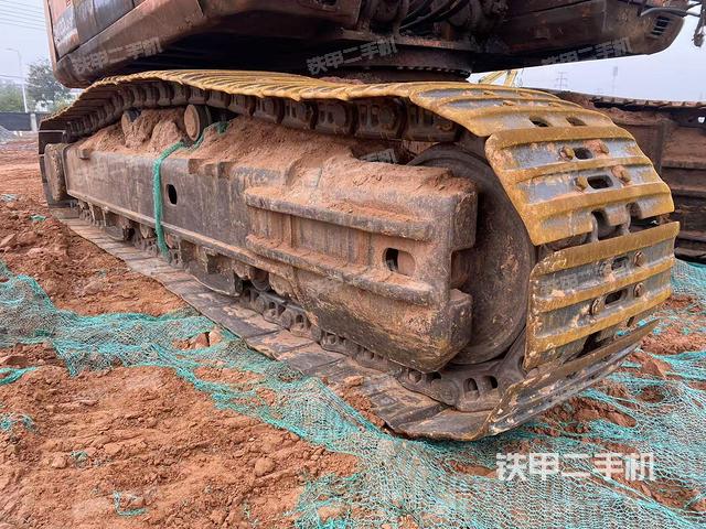 单侧履带整体（整机外观）