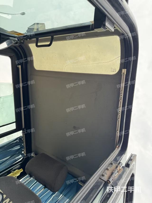 頂棚整體（駕駛室部分）