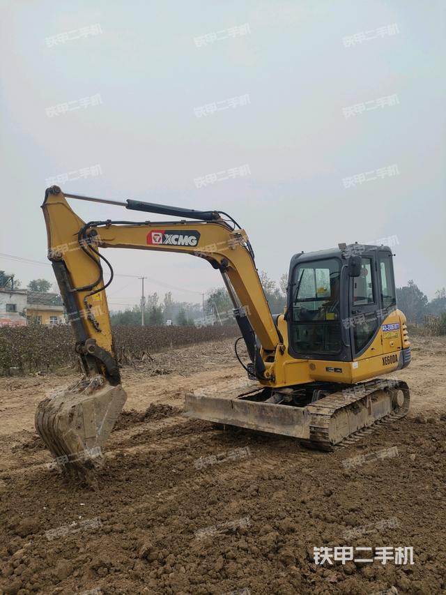 徐工XE60D挖掘機(jī)