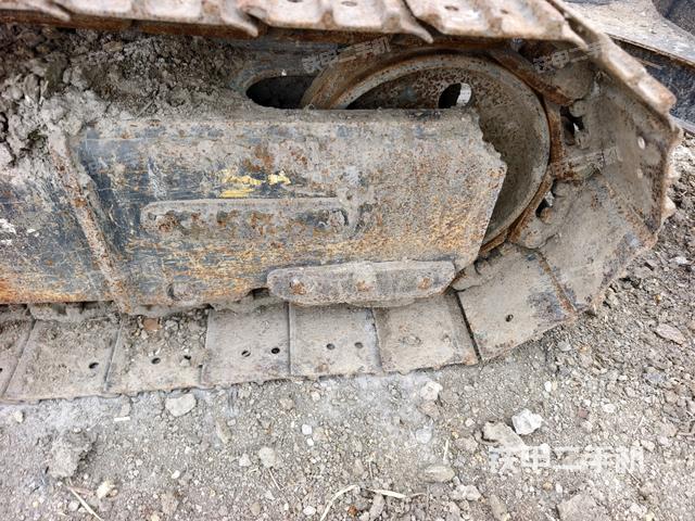 右導(dǎo)向輪（行走機(jī)構(gòu)）