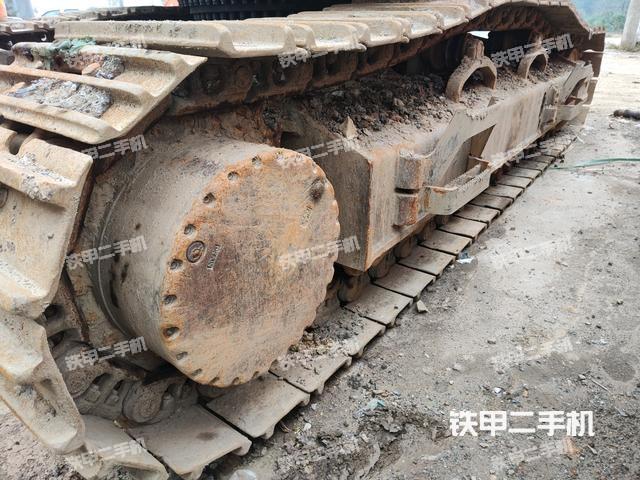 单侧履带整体（整机外观）