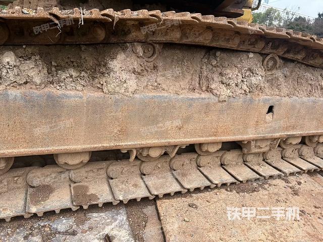 左側(cè)行走馬達蓋板（行走機構(gòu)）