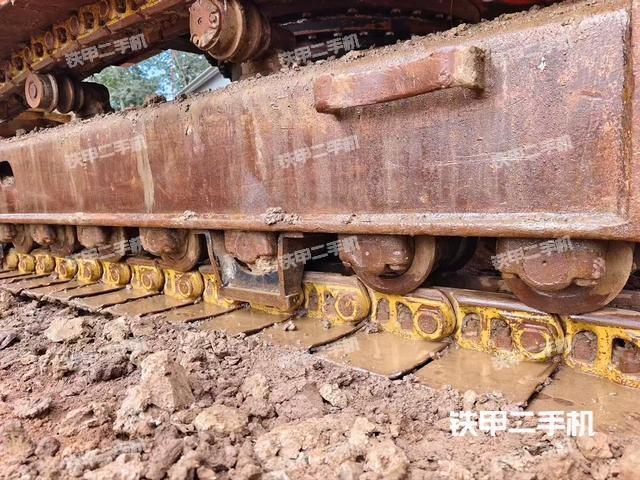 單側(cè)履帶整體（整機外觀）