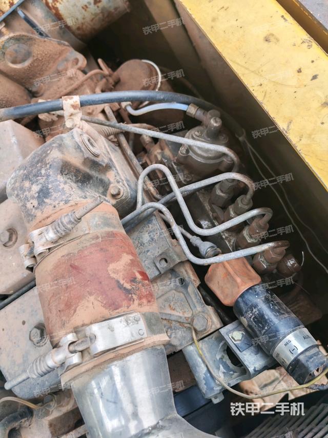 氣門室蓋螺絲特寫（上車部件）