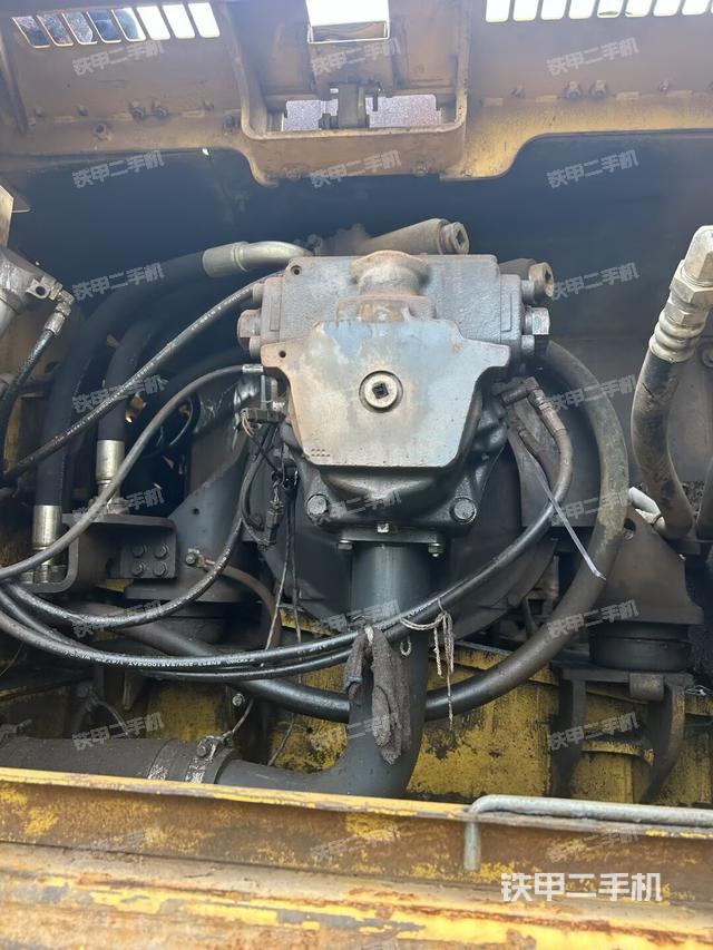 液壓泵室（大件艙室）