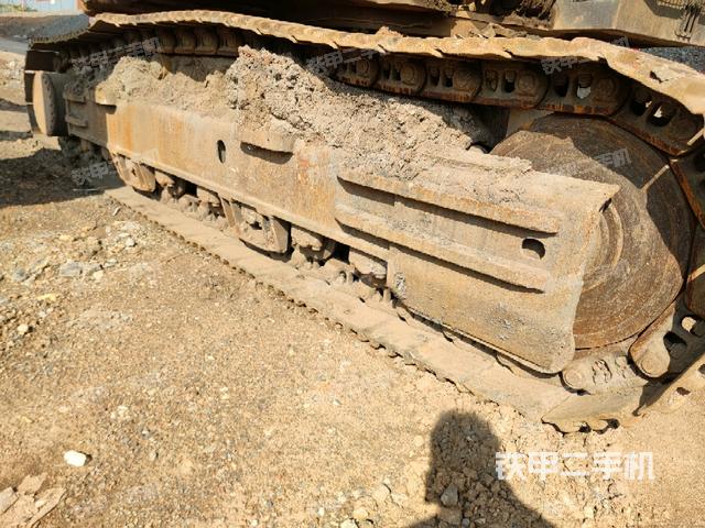 右側(cè)履帶整體（行走機(jī)構(gòu)）