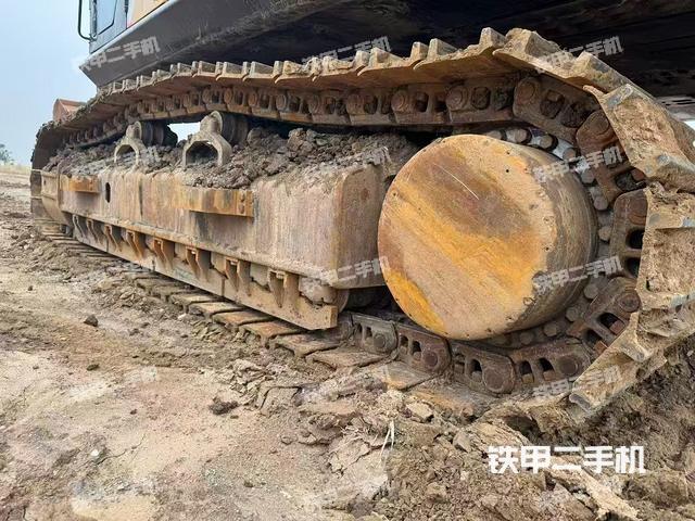 單側(cè)履帶整體（整機外觀）