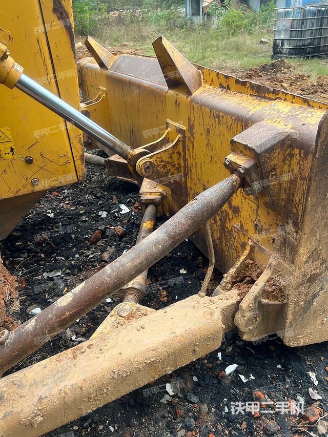 整机左侧（设备外观及核心部件）