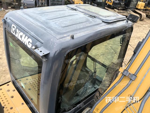 駕駛室頂部俯視（上車部件）