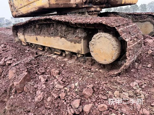 右側(cè)履帶整體（行走機(jī)構(gòu)）