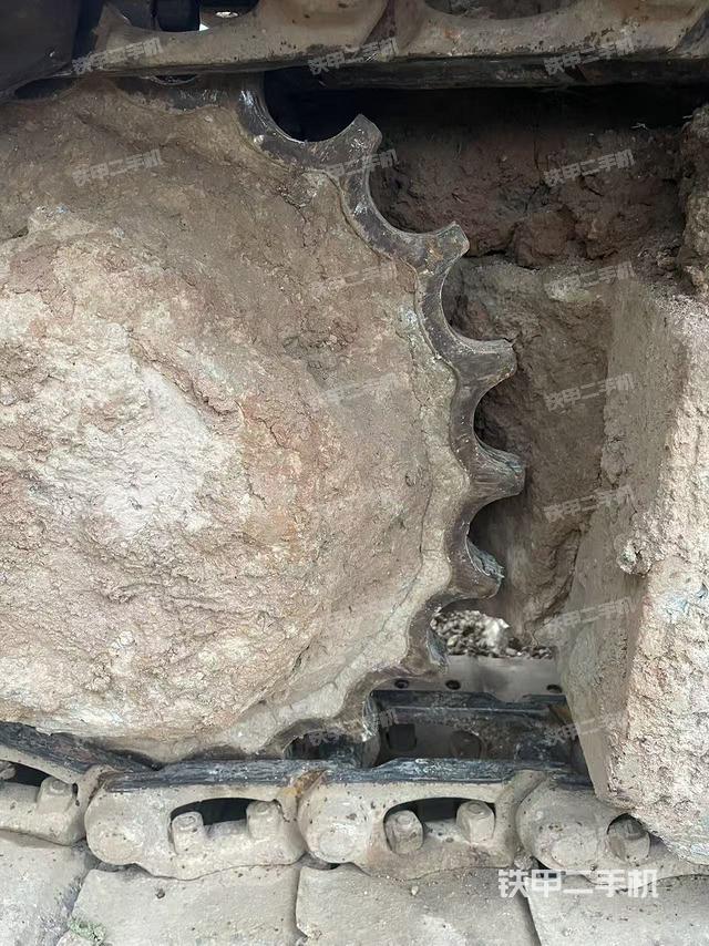 单侧履带整体（整机外观）