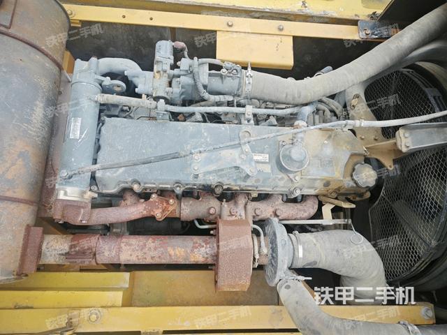 发动机整体俯视（整机外观）