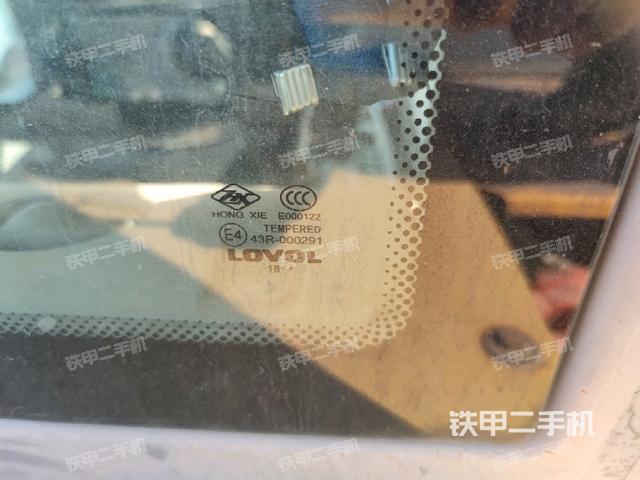 后窗玻璃角標(biāo)（駕駛室部分）