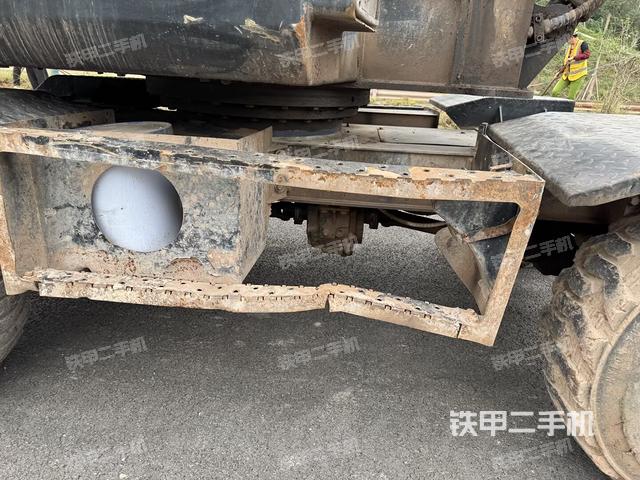 左托鏈輪和鏈筋（行走機(jī)構(gòu)）