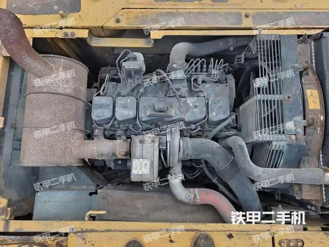 發(fā)動(dòng)機(jī)整體俯視（整機(jī)外觀）