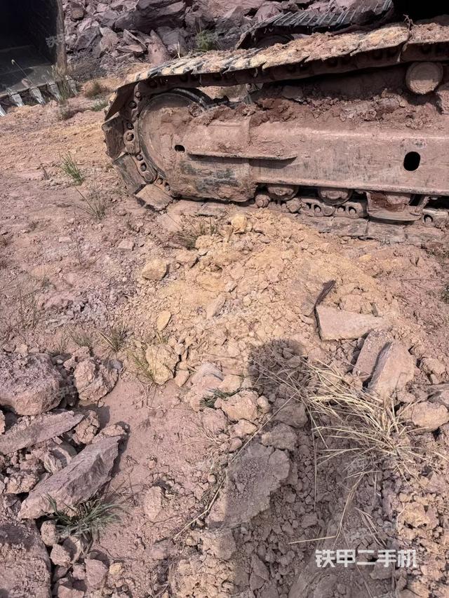 左側(cè)履帶整體?（行走機(jī)構(gòu)）